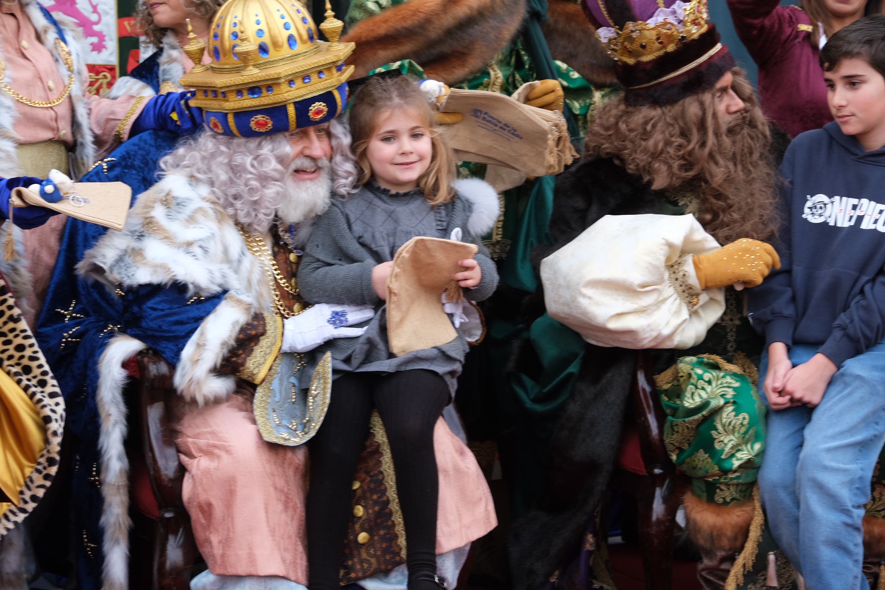 Fotos: Así trabajan los Reyes Magos antes de la Gran Cabalgata de Cádiz