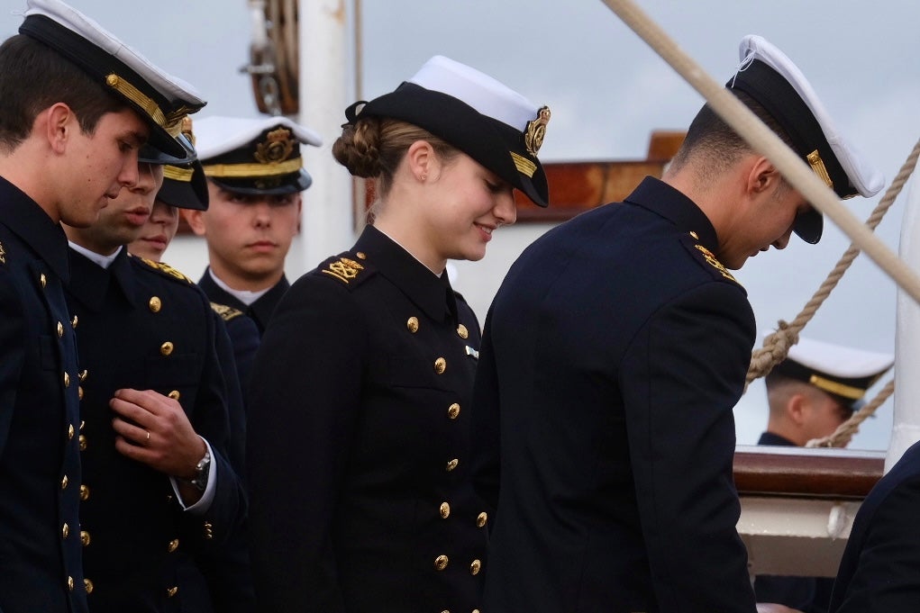 Fotos: La princesa Leonor embarca en Cádiz en el Juan Sebastián Elcano