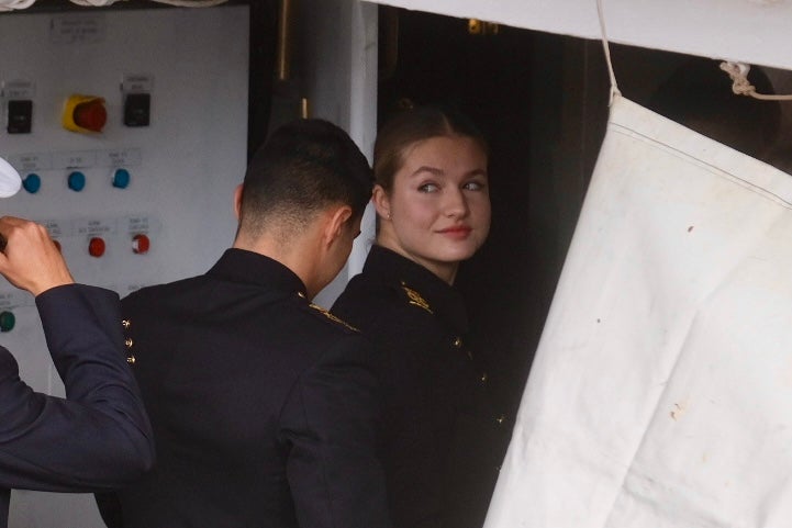 Fotos: La princesa Leonor embarca en Cádiz en el Juan Sebastián Elcano