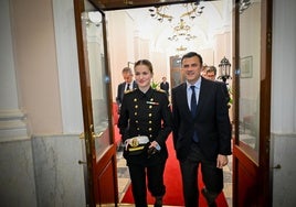 Fotos: Así ha sido la visita de la Princesa Leonor al Ayuntamiento de Cádiz