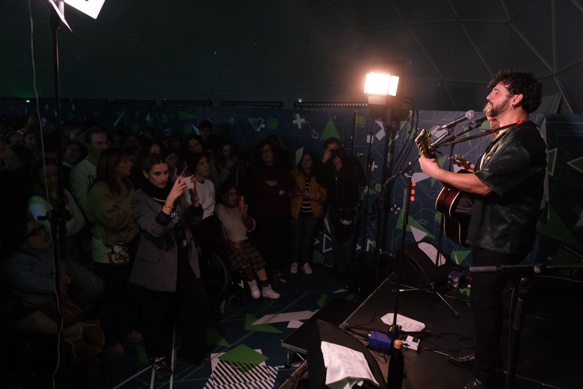 Fotos: Fran Perea, un concierto «entre recuerdos» en el Espacio Fundación Unicaja de Cádiz