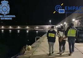 Los 'pibes' que aprovechaban los partidos de la Selección para traficar con extásis desde Cádiz a Argentina