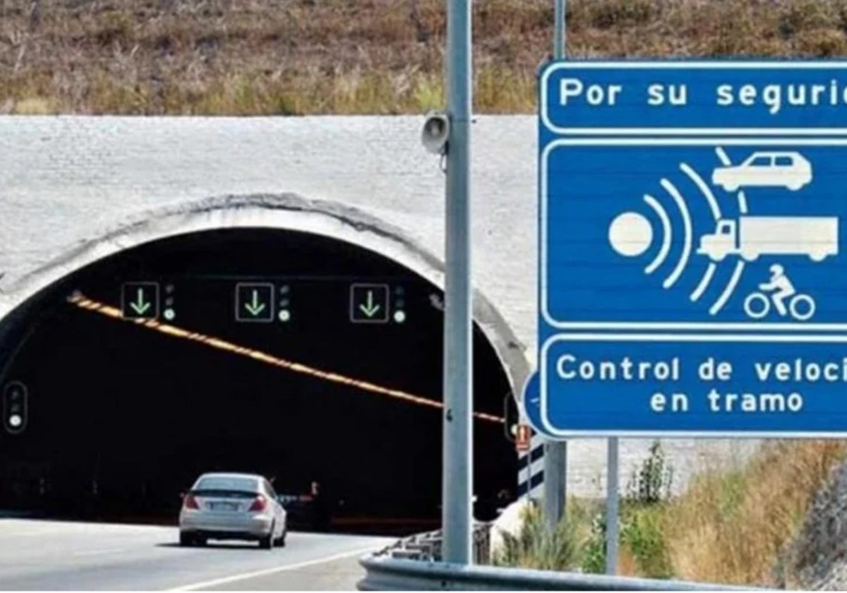 Control de velocidad con un radar de tramo