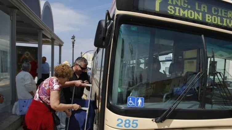 Bruno García sobre la bonificación del precio del autobús de Cádiz: «Es la parte del Gobierno de España la que no está»