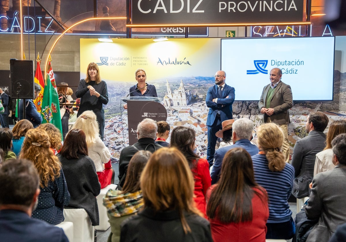 Exposición de las expectativas turísticas de Cádiz en FITUR la pasada semana