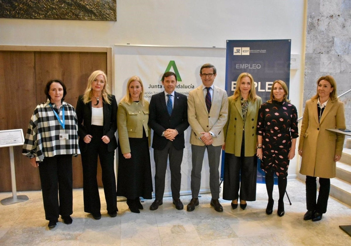 La jornada &#039;Estrategia en femenino, gaditanas líderes&#039; resalta la necesidad de mayor presencia de la mujer en la industria y la minería