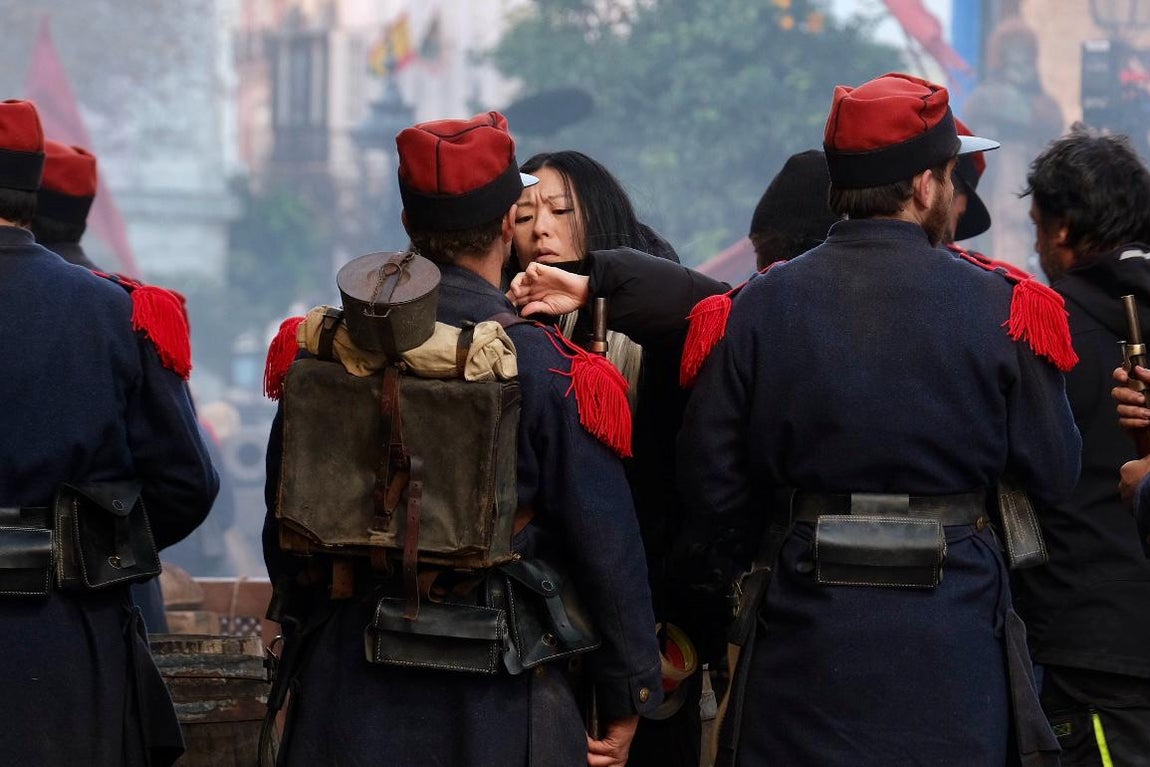 Fotos: Cádiz se convierte en París para el rodaje de &#039;Young Sherlock&#039;