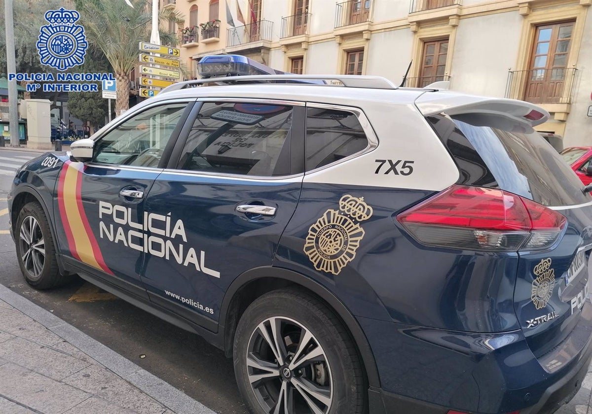 Vehículo de la Policía Nacional.