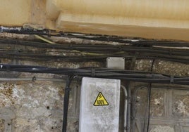 La reparación de una avería obligará a cortar la luz esta tarde en varias calles de Cádiz