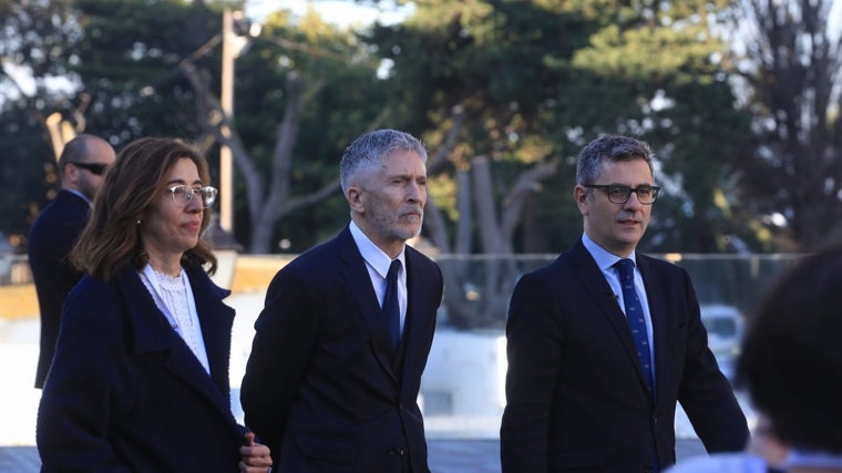 El ministro de Interior, Fernando Grande-Marlaska, y elministro de la Presidencia, Justicia y Relaciones con las Cortes, Félix Bolaños, durante  la IV Reunión Ministerial de la Coalición de Países Europeos contra el Crimen Organizado