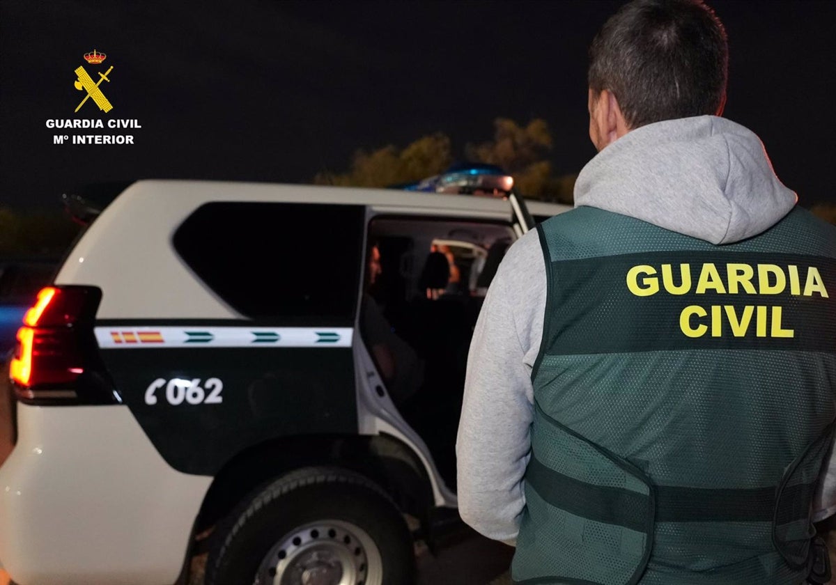 Un agente de la Guardia Civil de Cádiz en una imagen de archivo.