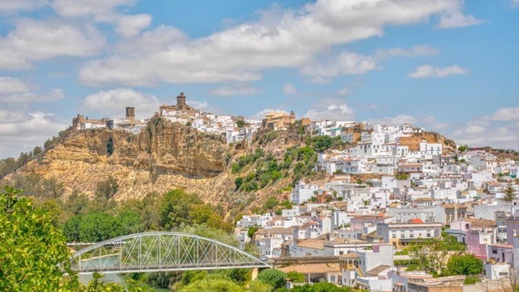 Arcos invita a vivir la Pasión de Cristo