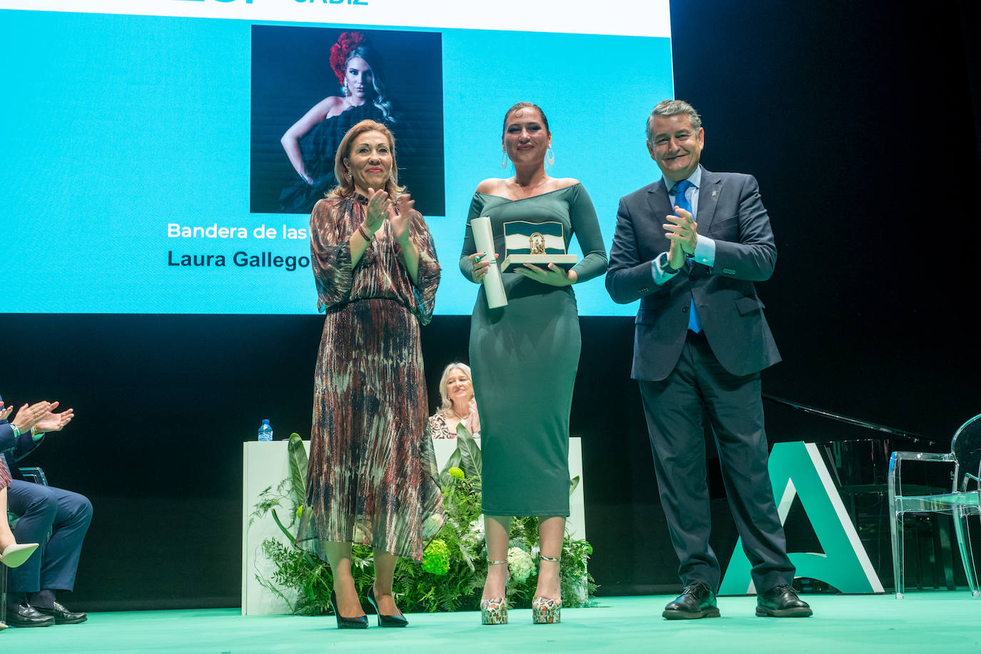 Fotos: La Junta entrega en Rota las Banderas de Andalucía 2025 de Cádiz