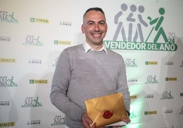 Moisés Mante, mejor vendedor de la ONCE en Cádiz en 2024: «Intento hacerle algo más feliz el día a la gente»