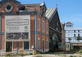 El proyecto del Mercado Gastronómico de la estación de Cádiz, sin fecha diez años después