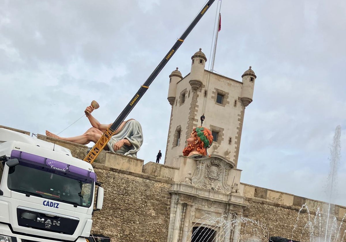 El dios Baco pierde la cabeza con el fin del Carnaval