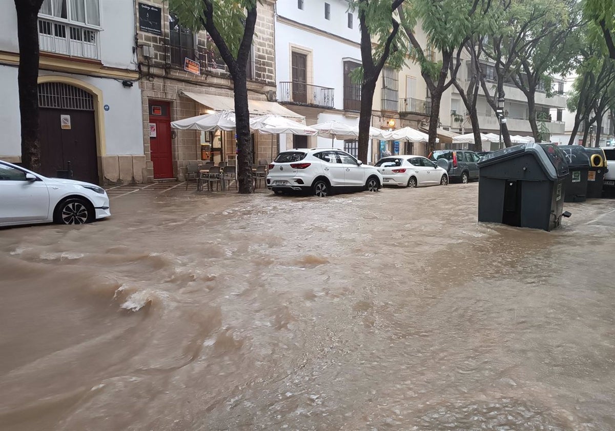 La borrasca Konrad ya se deja sentir con inundaciones en Jerez