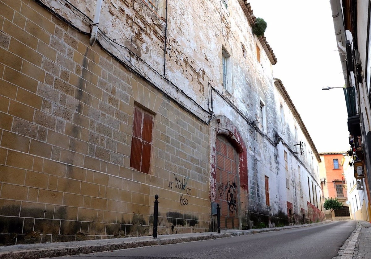 Finca de la calle Cazón