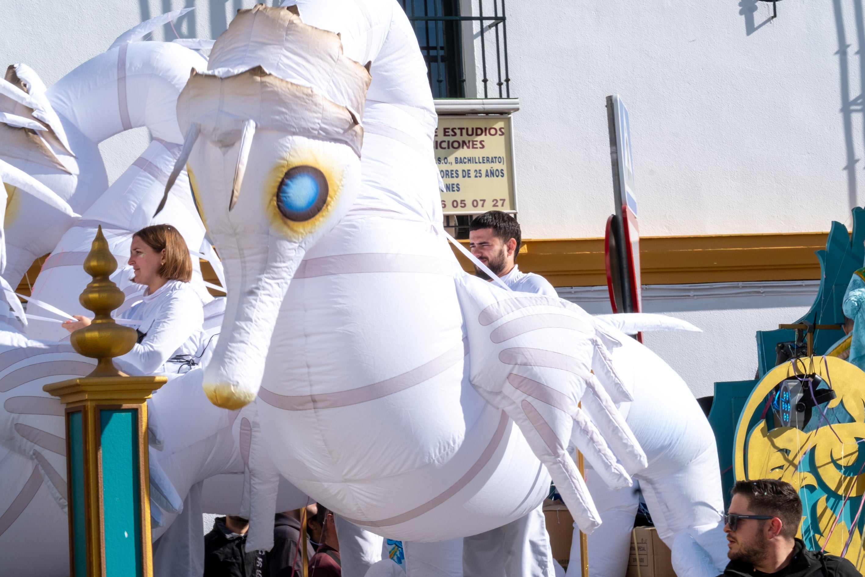 Así ha sido la Cabalgata de Adultos Carnaval El Puerto 2025