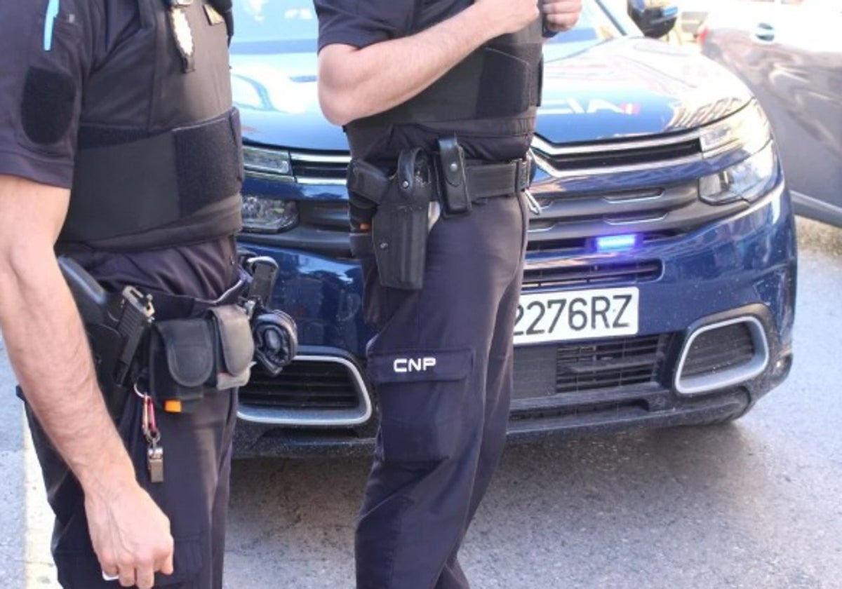 Agentes de la Policía Nacional.