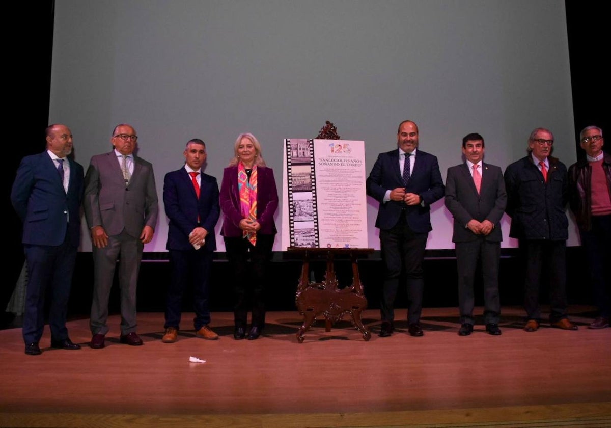 La Junta reitera su compromiso con la tauromaquia en el 125 aniversario de la plaza de toros de Sanlúcar