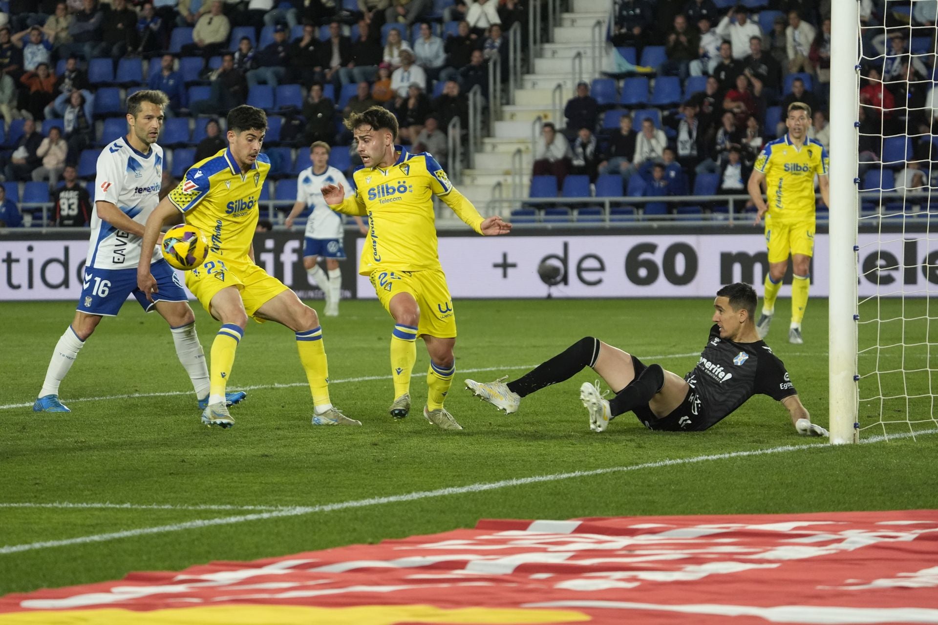 Fotos: El partido Tenerife-Cádiz, en imágenes