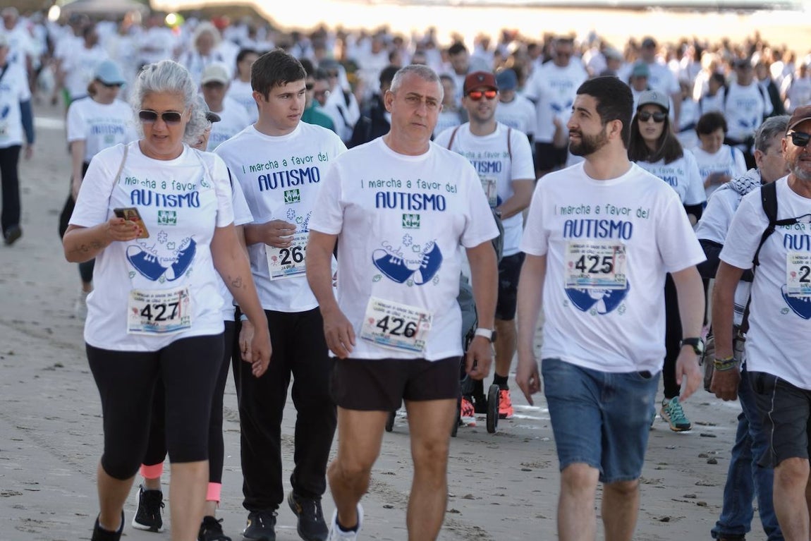 Cádiz celebra la primera edición de la marcha a favor del autismo