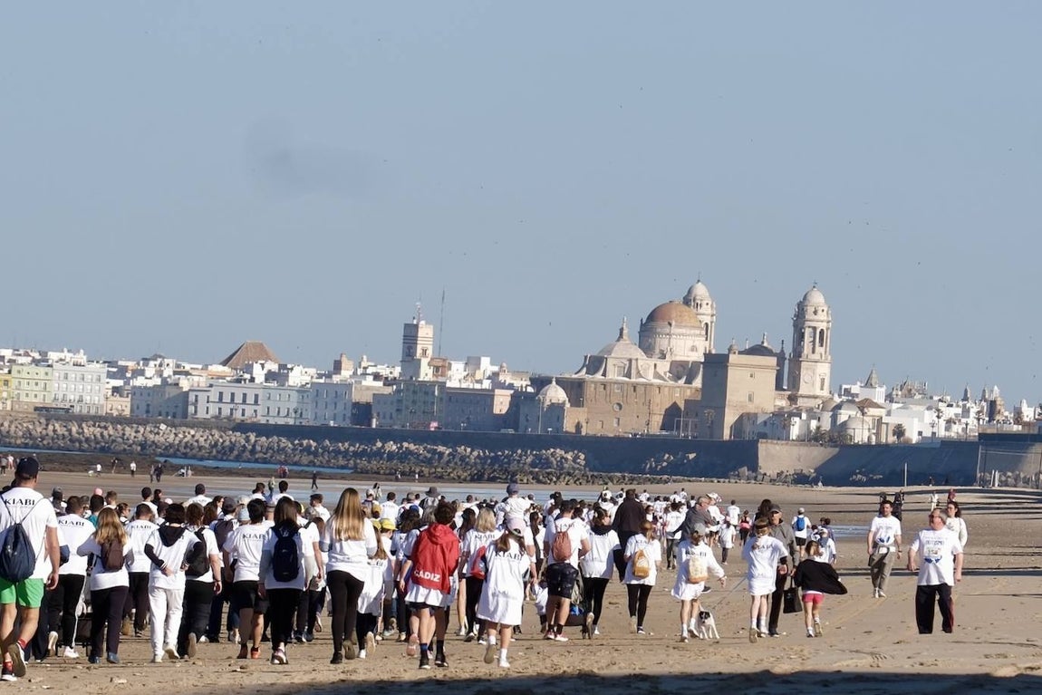Cádiz celebra la primera edición de la marcha a favor del autismo