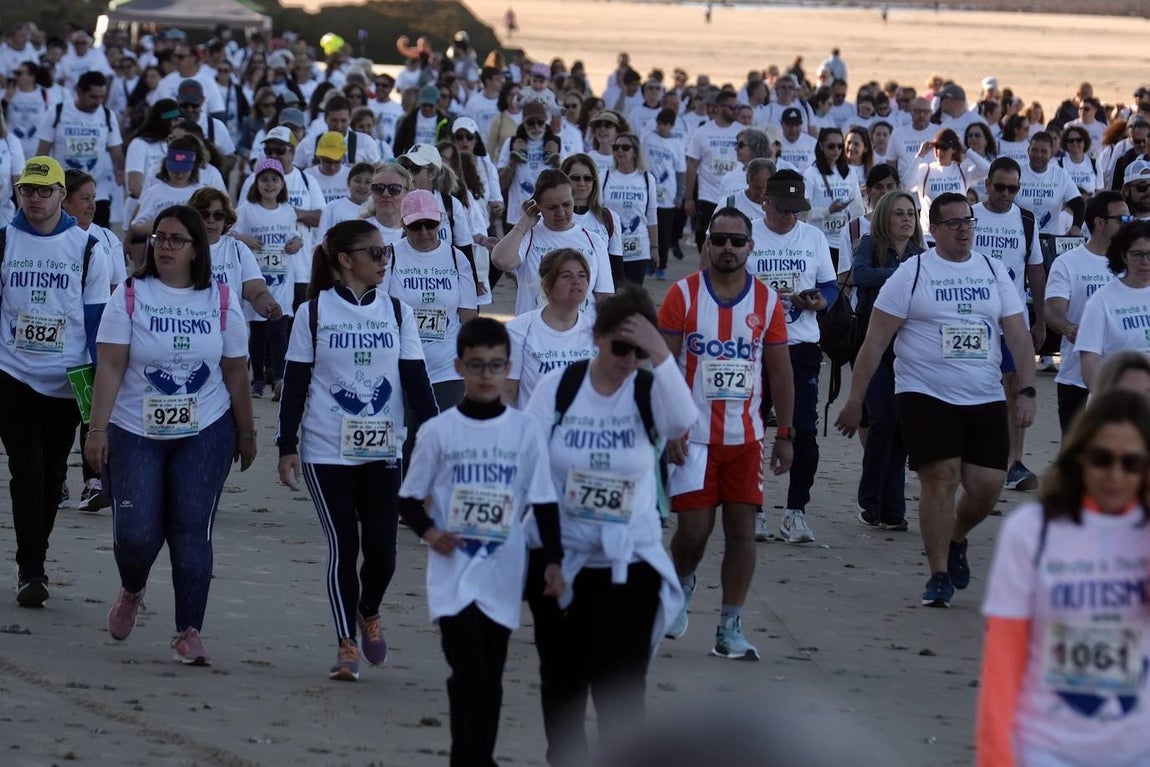 Cádiz celebra la primera edición de la marcha a favor del autismo
