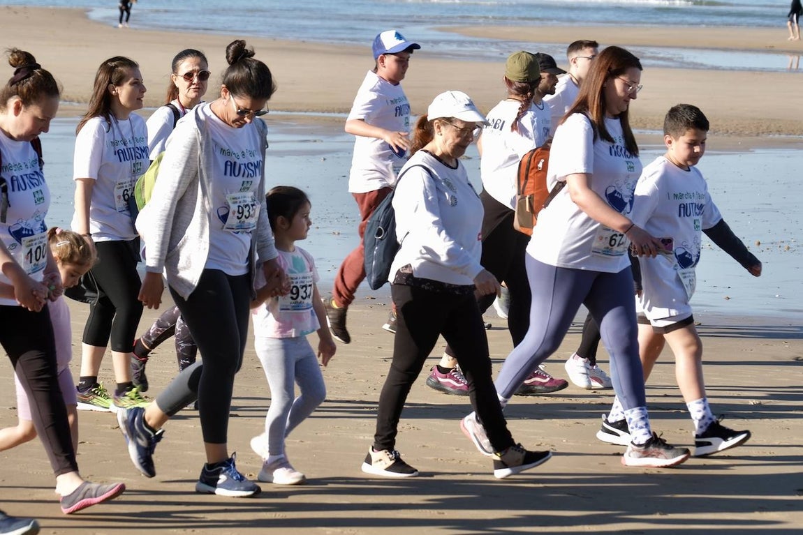 Cádiz celebra la primera edición de la marcha a favor del autismo