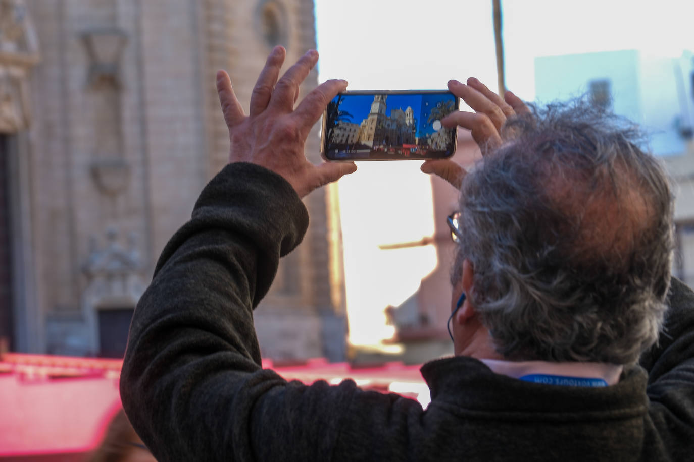 Fotos: Desembarco de turistas en Cádiz con 12.000 cruceristas