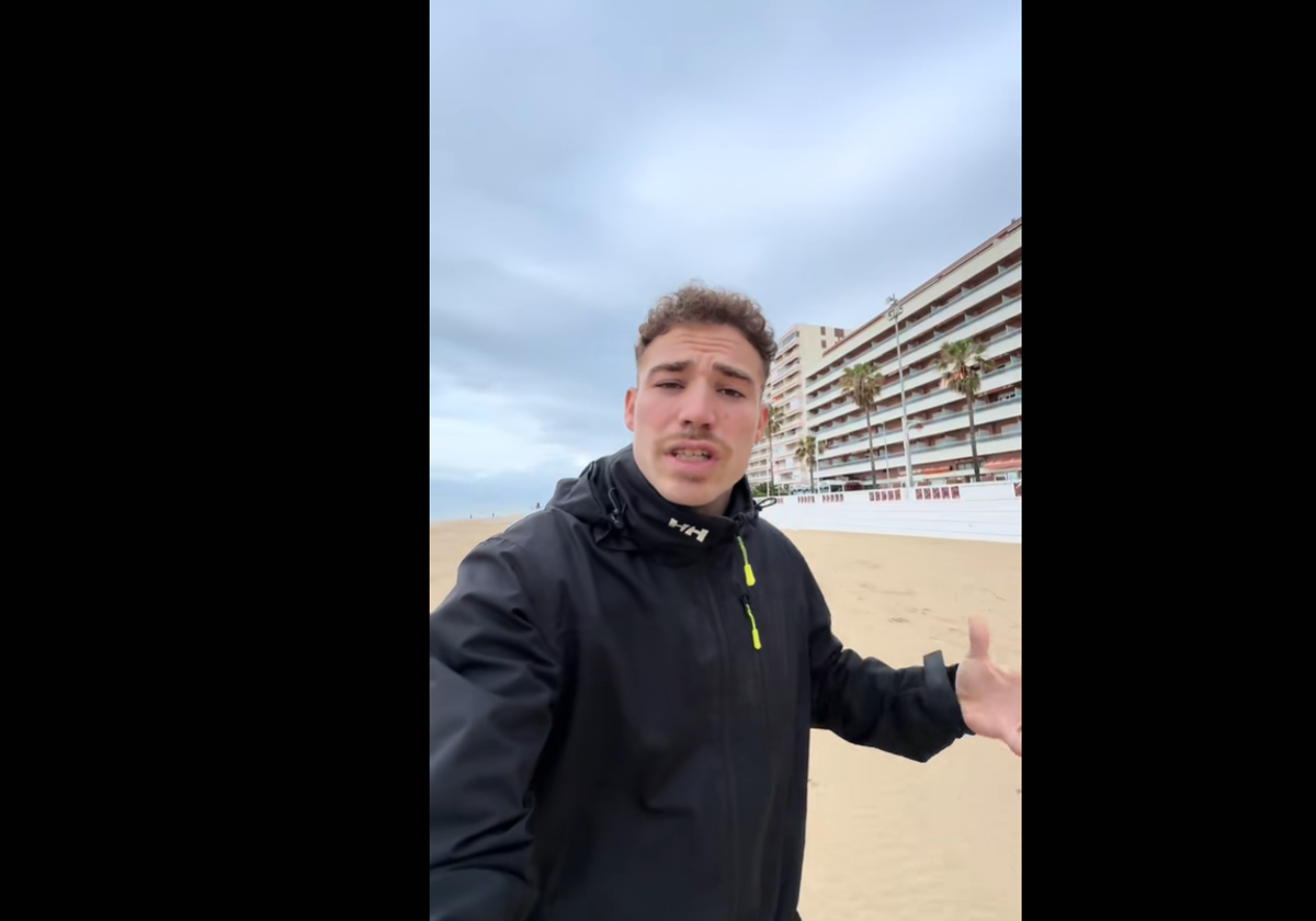 Usuario de TikTok contando su experiencia en Glovo