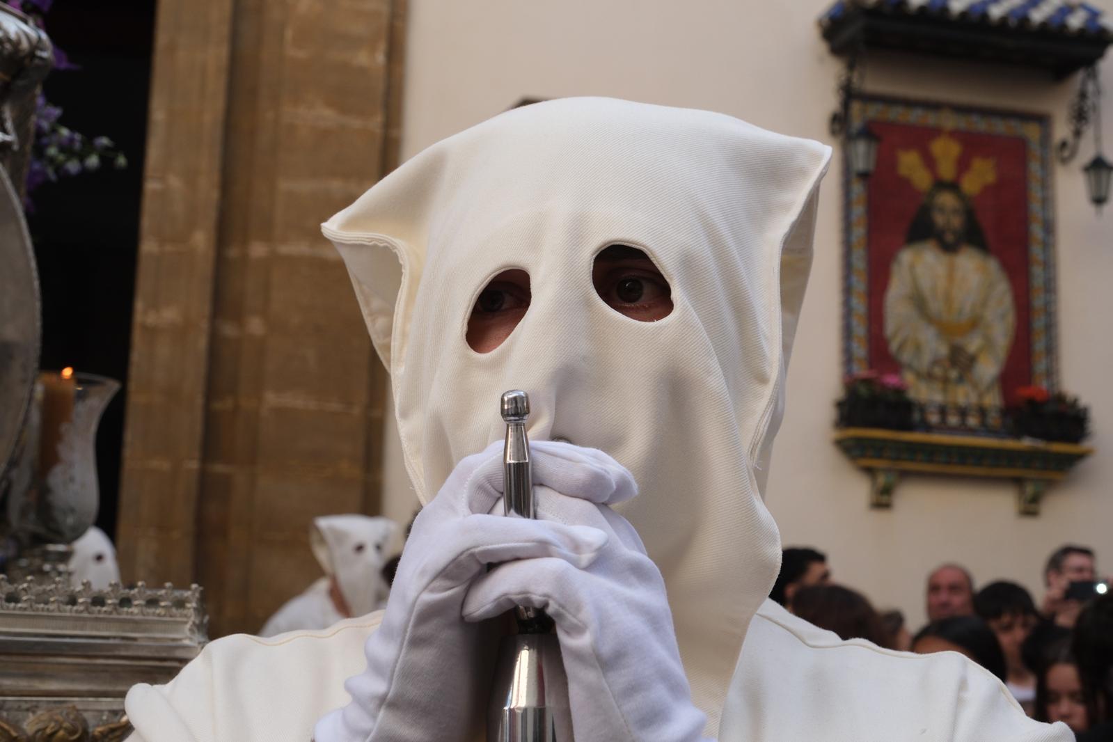 Fotos: El Nazareno de la Obediencia el Sábado de Pasión en Cádiz. Semana Santa 2025