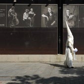 Fotos: El Nazareno de la Obediencia el Sábado de Pasión en Cádiz. Semana Santa 2025