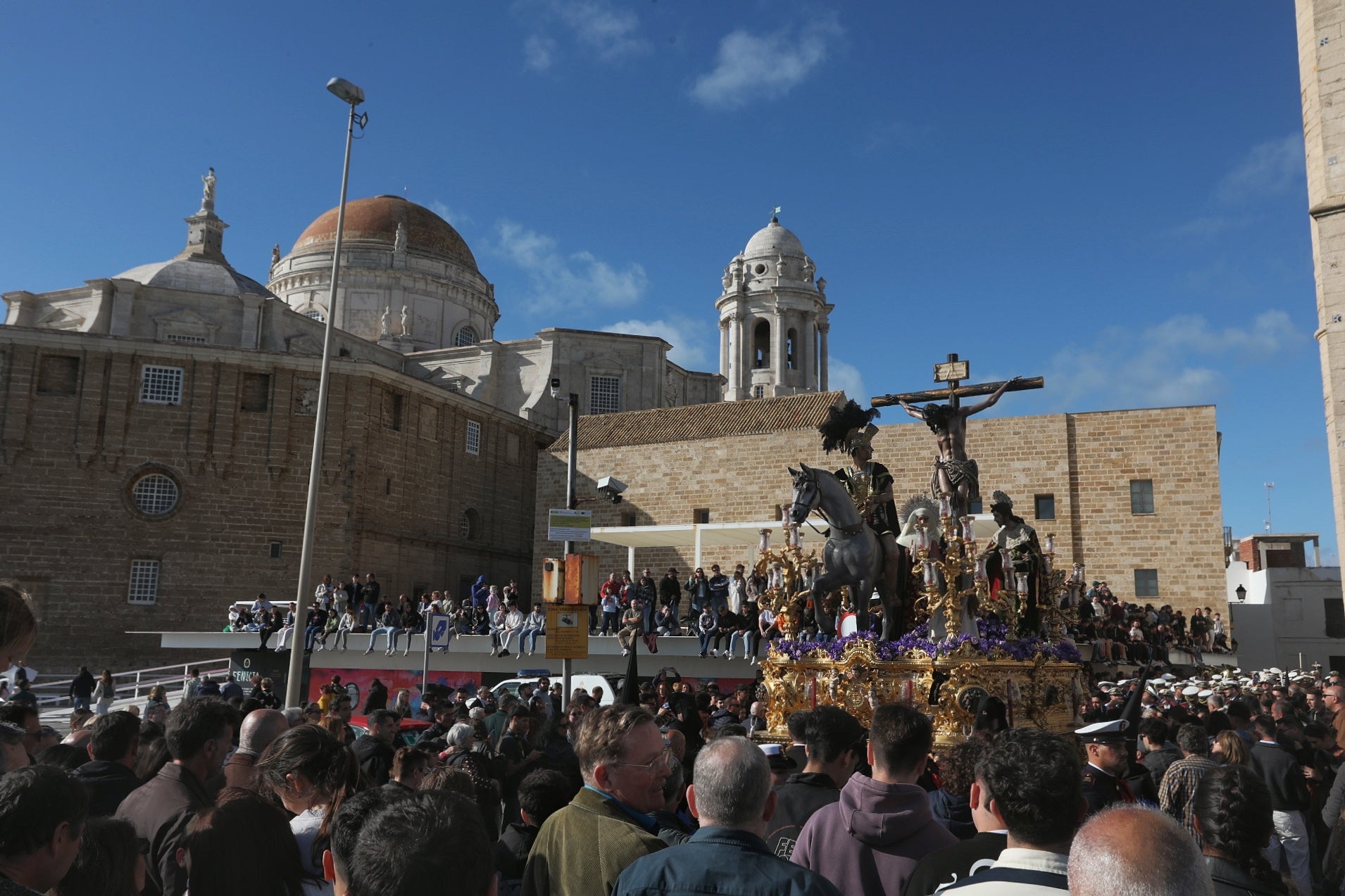 Las imágenes de Las Aguas el Miércoles Santo en Cádiz | Semana Santa 2025