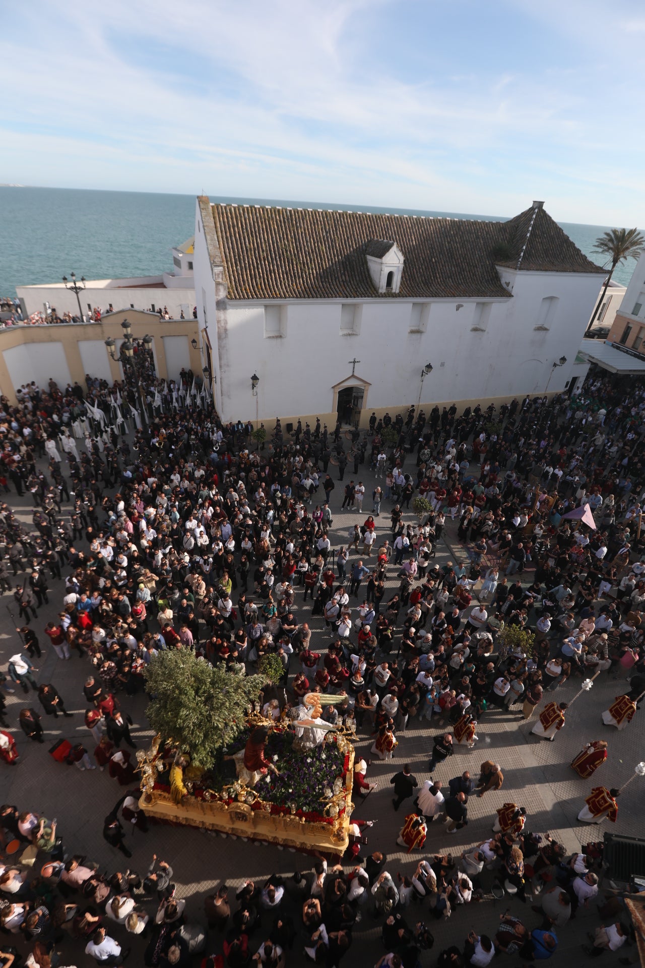 Las imágenes de la cofradía de El Huerto, el Jueves Santo en Cádiz | Semana Santa 2025