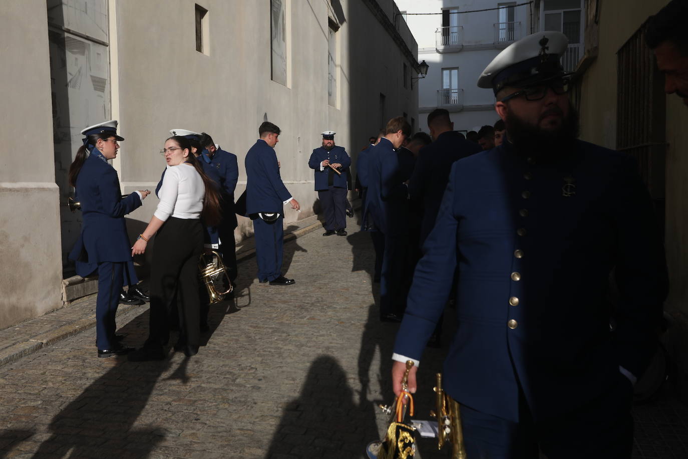 Las imágenes de la cofradía de El Nazareno, el Jueves Santo en Cádiz | Semana Santa 2025