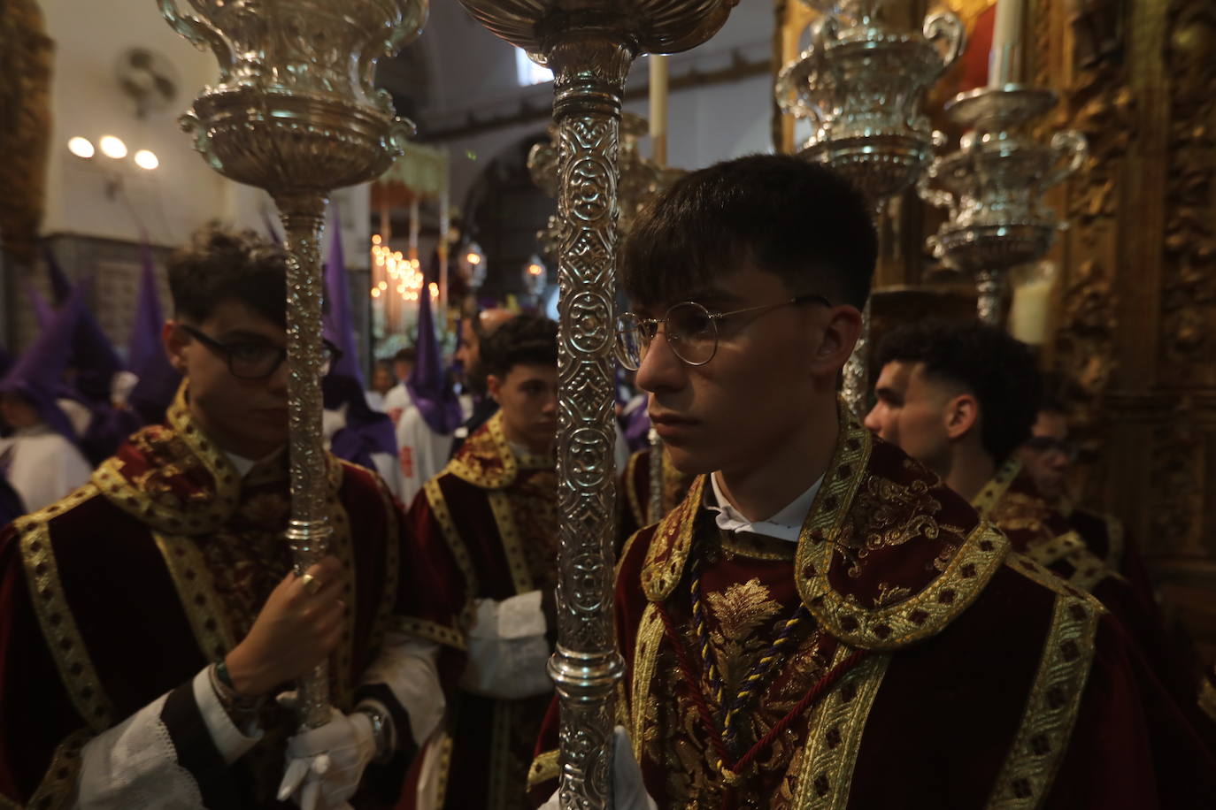 Las imágenes de la cofradía de El Nazareno, el Jueves Santo en Cádiz | Semana Santa 2025