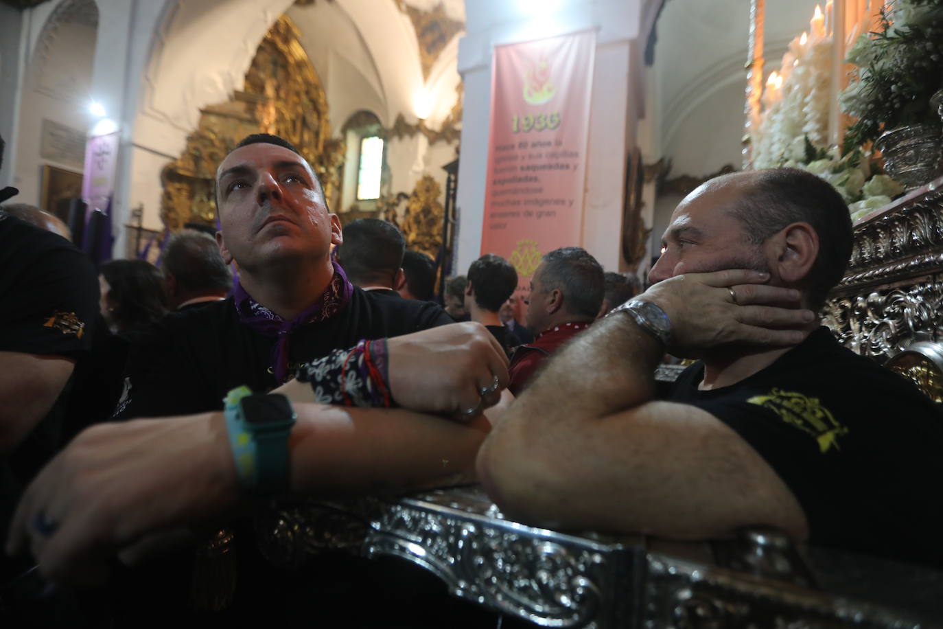 Las imágenes de la cofradía de El Nazareno, el Jueves Santo en Cádiz | Semana Santa 2025