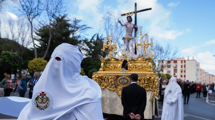 La Hermandad de la Sagrada Resurrección pone el broche final a la Semana Santa isleña 2025