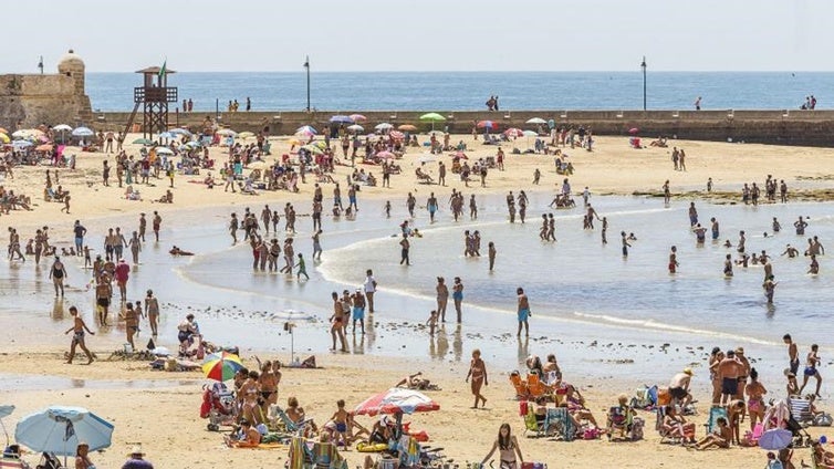 Subida de temperaturas y levante: el pronóstico de esta semana en Cádiz