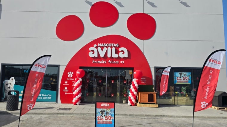 Mascotas Ávila celebra la apertura de su nueva tienda en San Fernando con sorpresas y grandes promociones