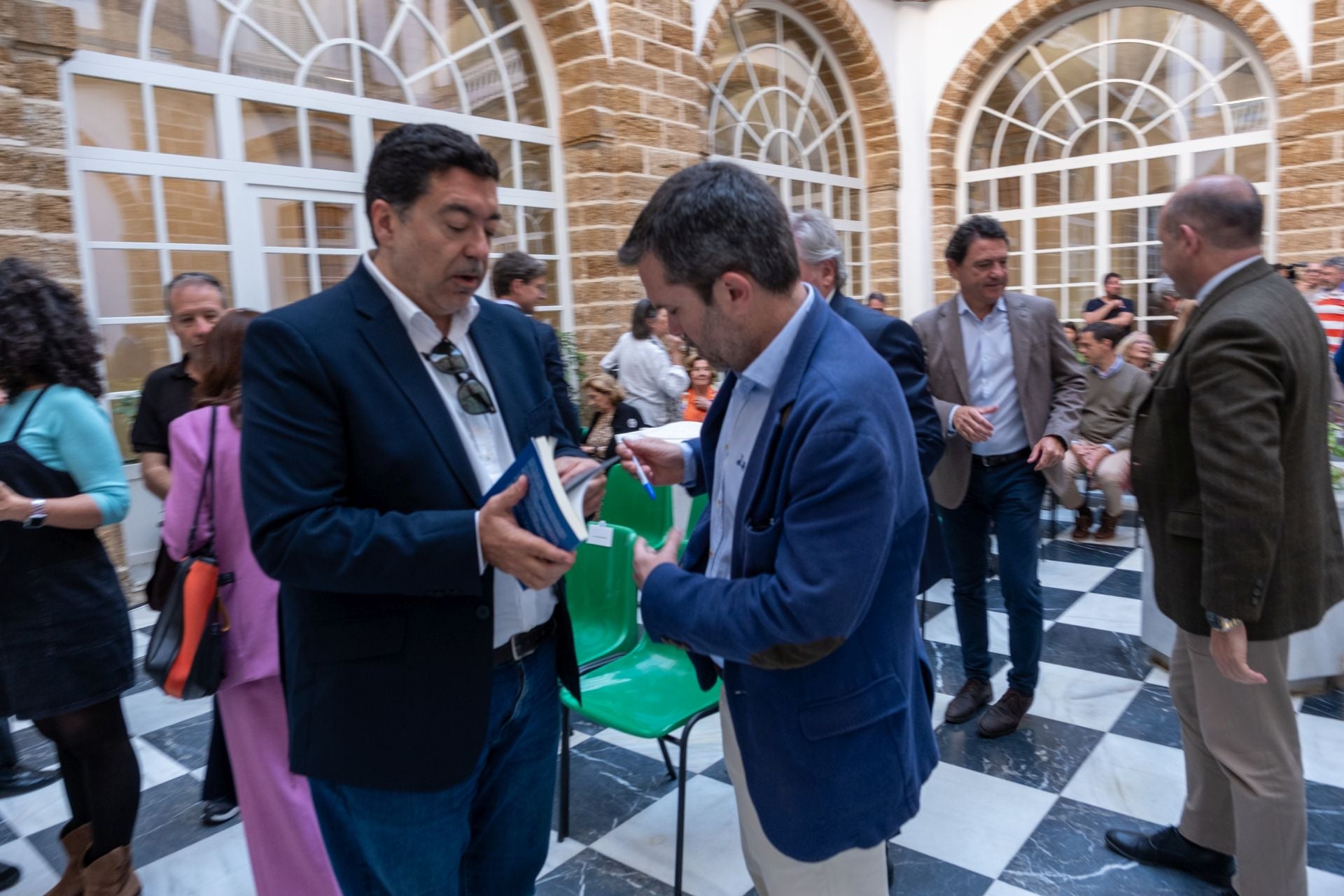 Fotos: Ignacio Moreno Bustamante presenta su nuevo libro