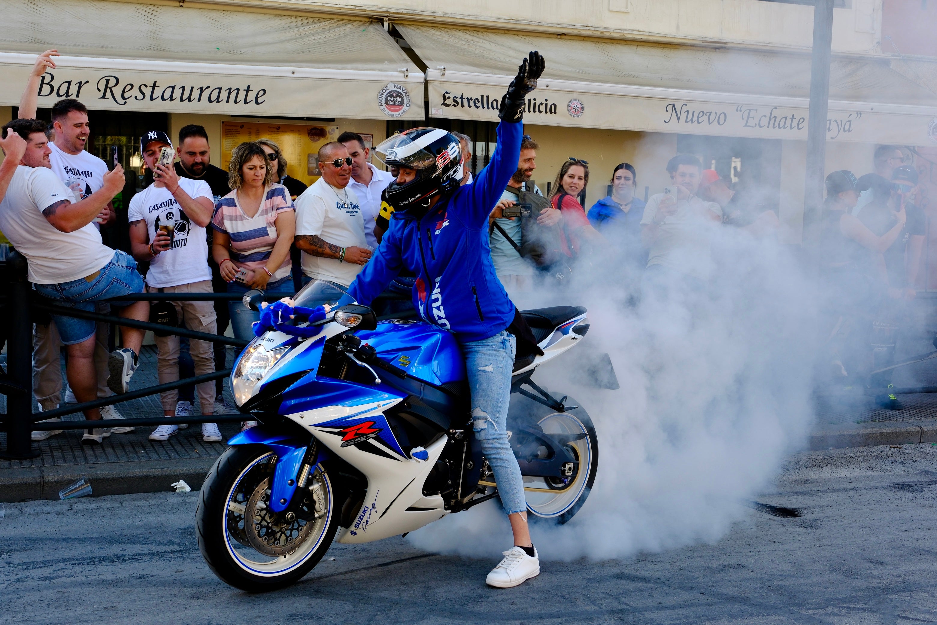 El rugido de las dos ruedas