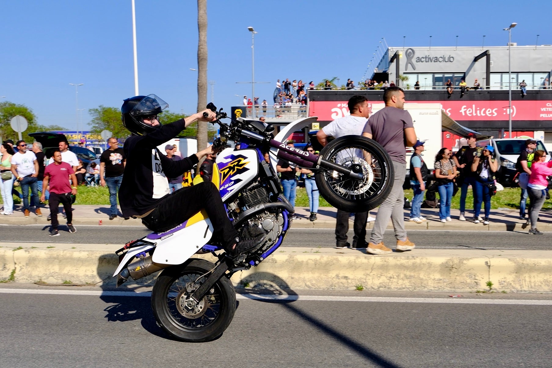 El rugido de las dos ruedas