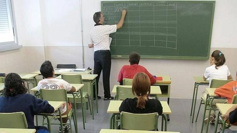 El apagón sorprende a los colegios de Cádiz en plena jornada escolar