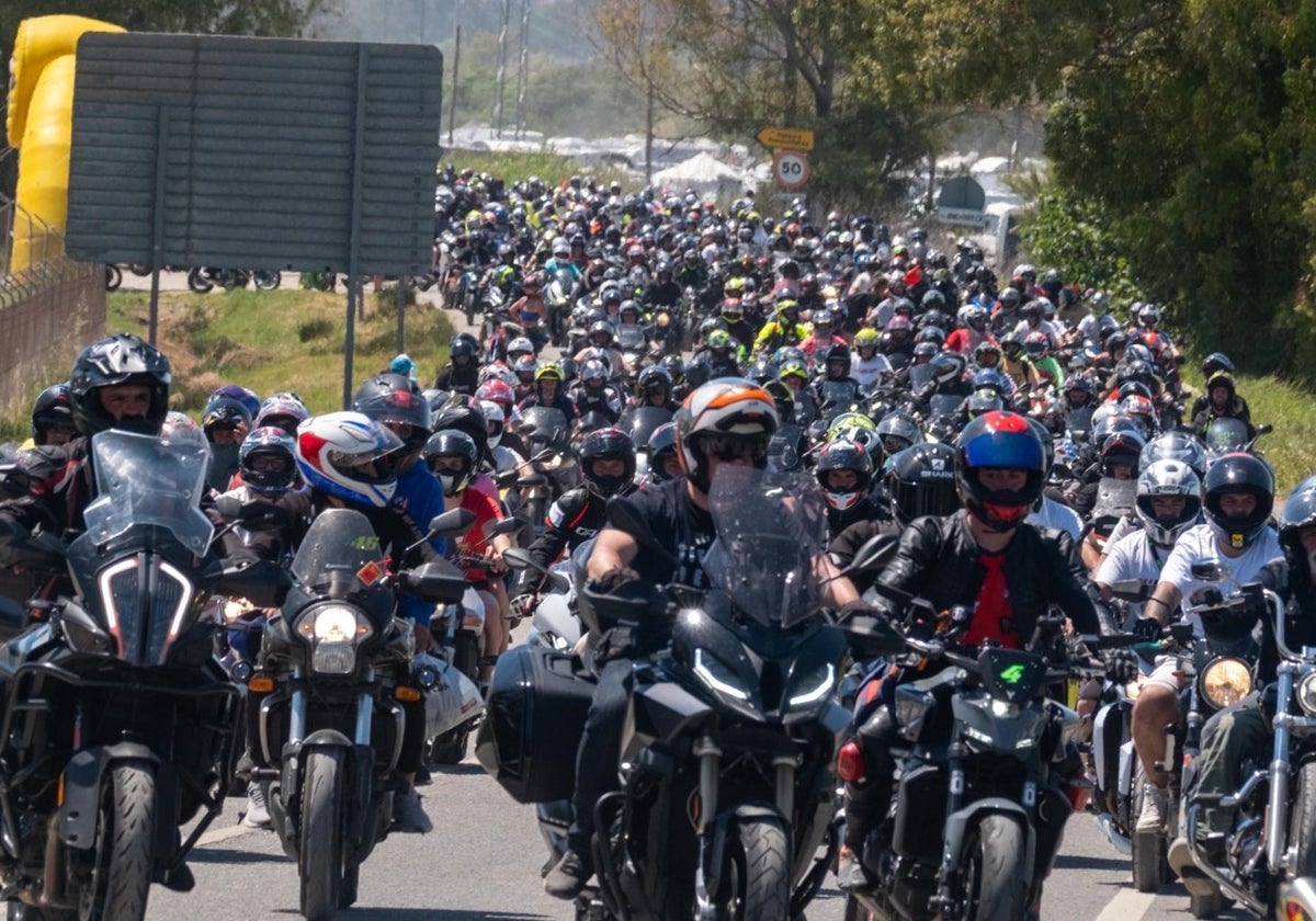 Motos camino del Circuito de Jerez