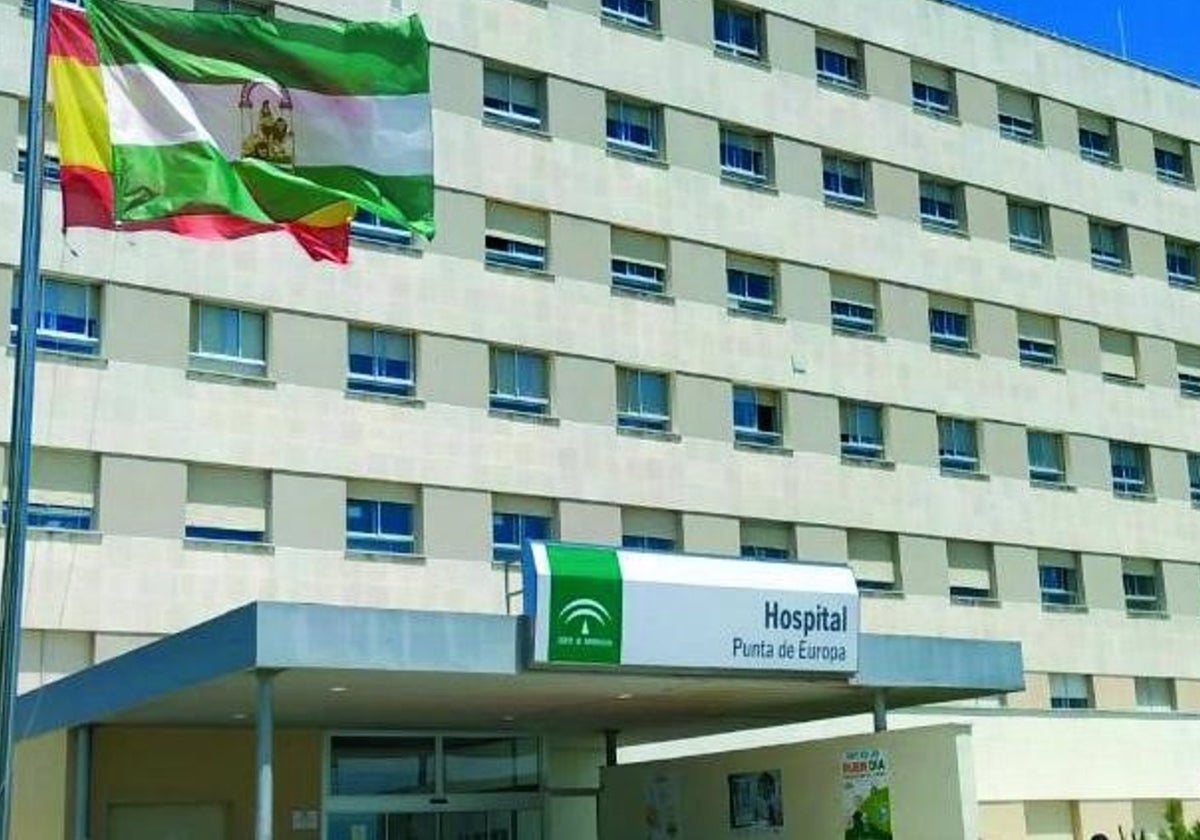 Los sanitarios trasladaron a la víctima hasta el hospital donde finalmente falleció