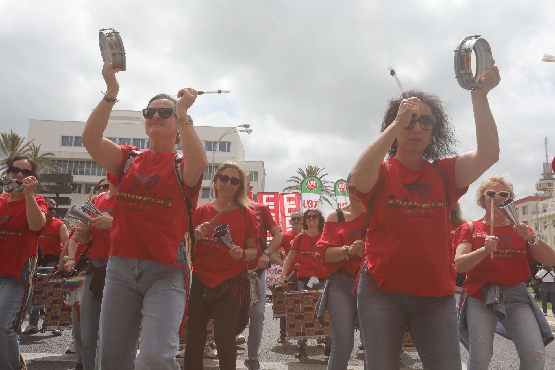 Fotos: Así han sido las dos manifestaciones del Primero de Mayo en Cádiz