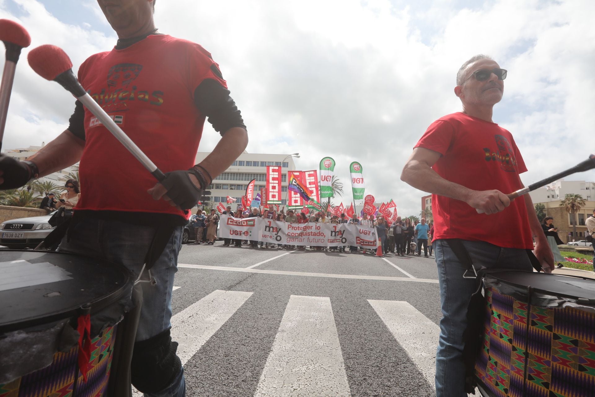 Fotos: Así han sido las dos manifestaciones del Primero de Mayo en Cádiz